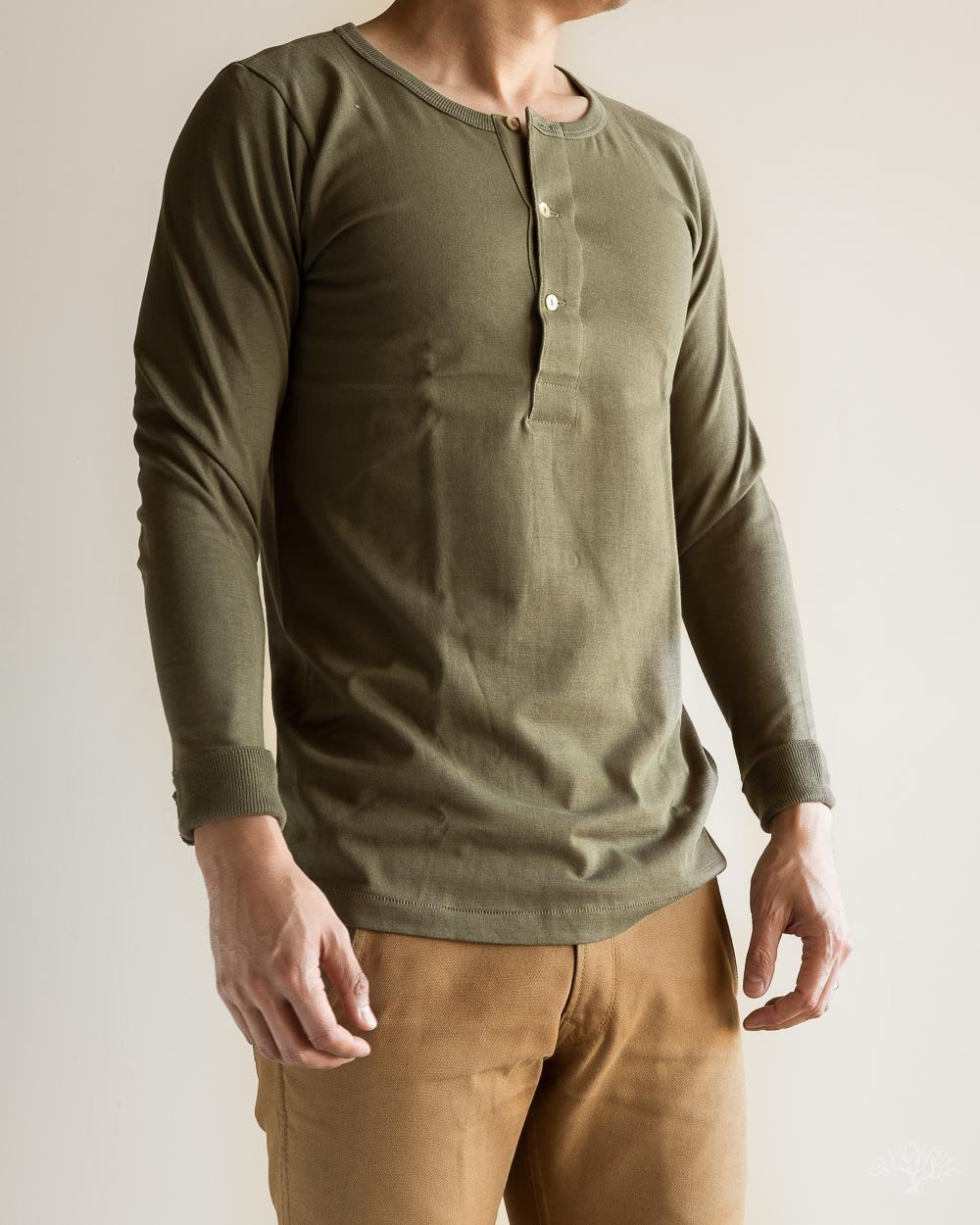 Merz b. Schwanen 206 Long Sleeve Henley - Army