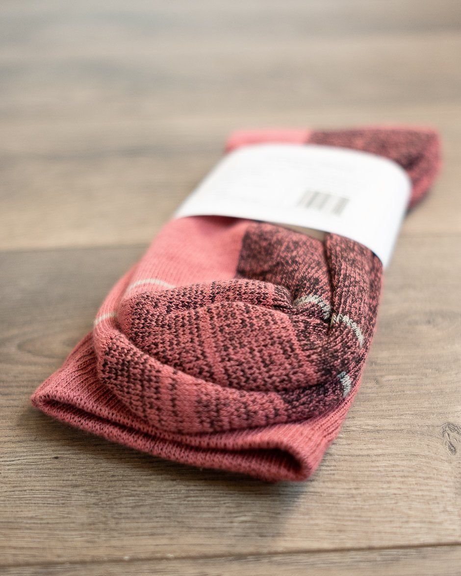 American Trench Silver Crew Socks Dusty Rose