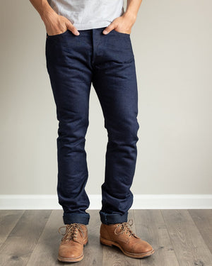 Iron Heart 19oz IH-555s-19ib Indigo Warp Black Weft Selvedge Denim Model Photos