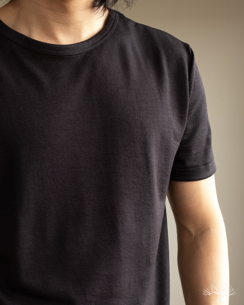 Merz b. Schwanen 2W15 Merino Wool Crew Neck Tee - Black